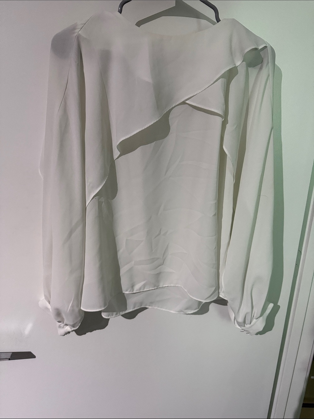 Zara Cream Ruffle-Detail Long Sleeve Blouse with open sleeves
